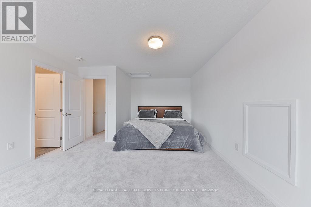 9 Crown Gate, Oakville, Ontario  L6M 0W8 - Photo 33 - W12427334