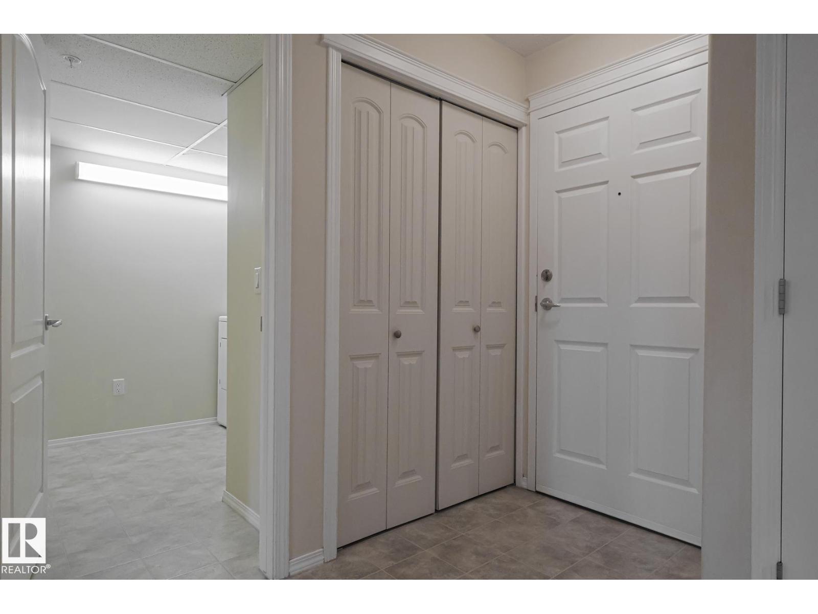 #409 261 Youville Dr E Nw, Edmonton, Alberta  T6L 7H3 - Photo 2 - E4459525