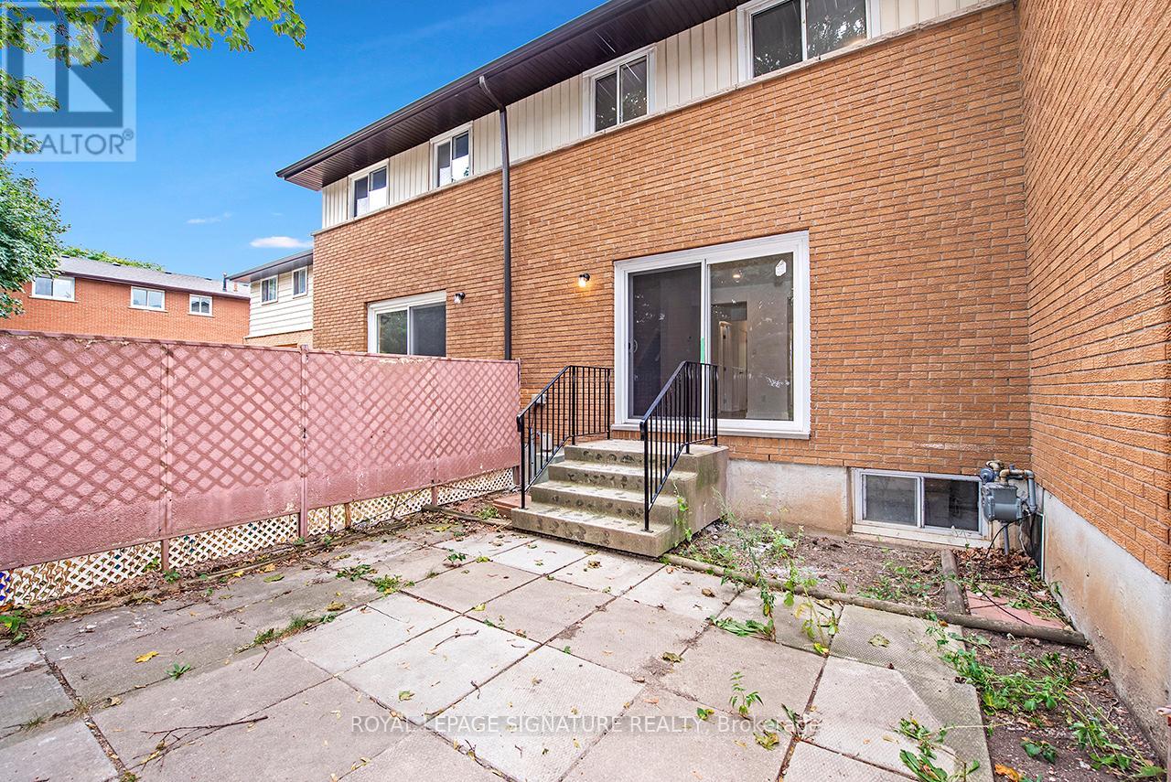 76 Woodman Drive N, Hamilton, Ontario  L8H 2M5 - Photo 5 - X12427314