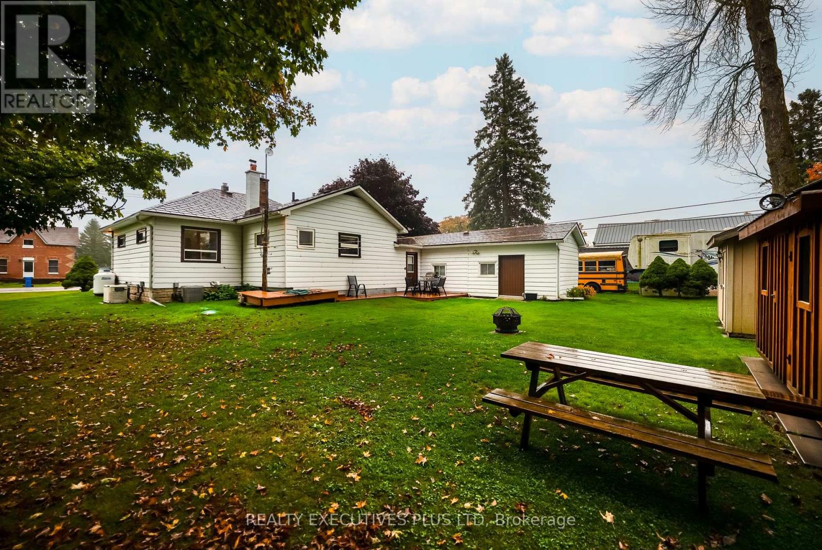 112420 Grey Road 14 Road, Southgate, Ontario  N0C 1B0 - Photo 12 - X12427350