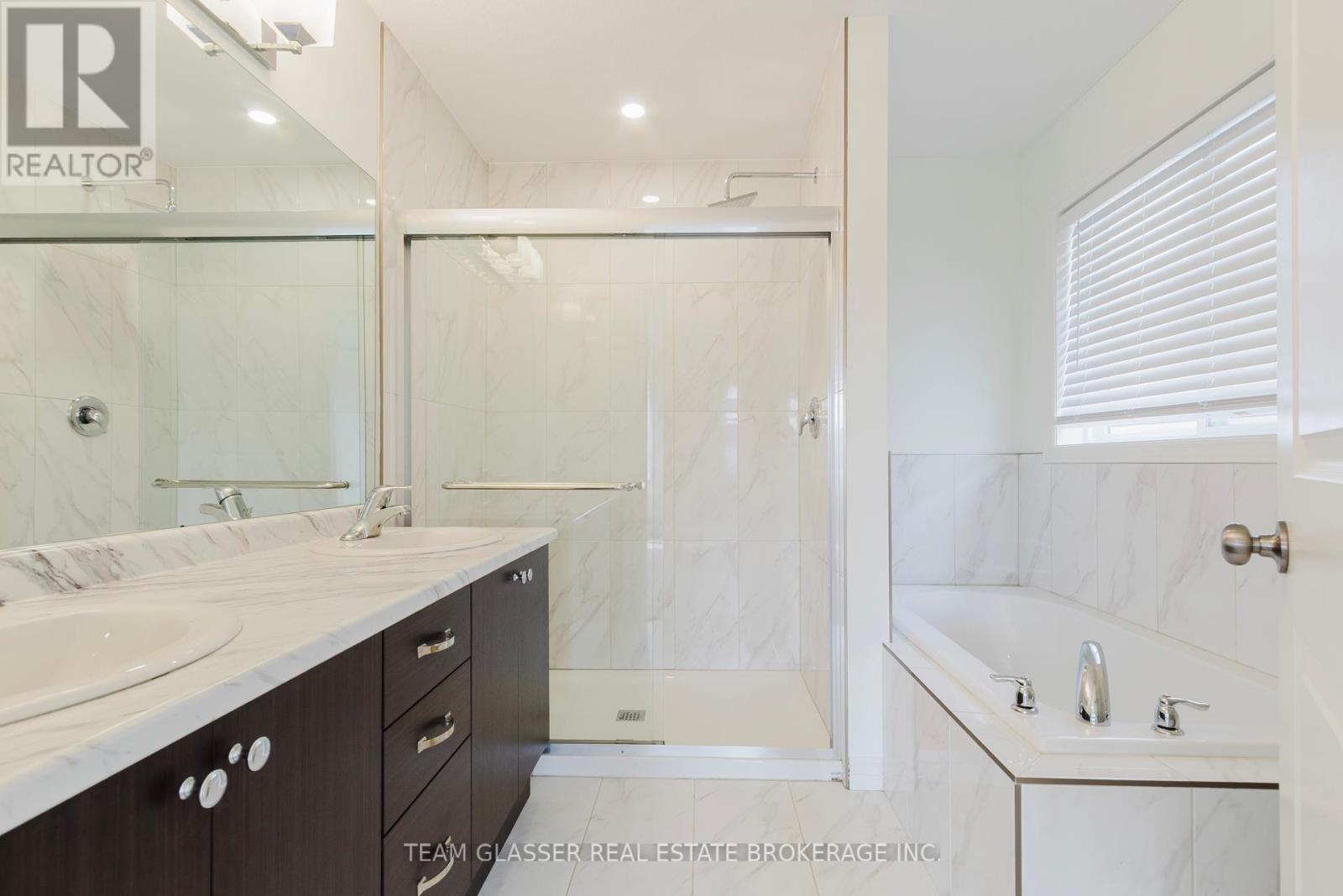 1261 Sandbar Street, London North, Ontario  N6G 0Y3 - Photo 10 - X12425678