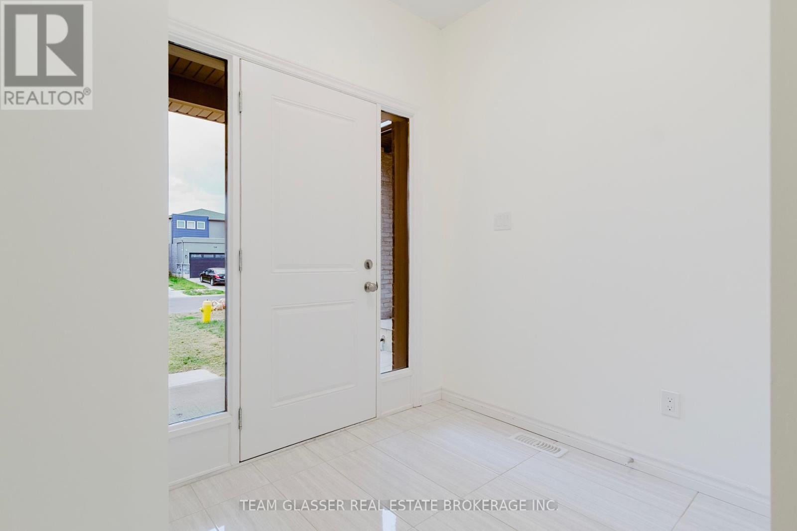 1261 Sandbar Street, London North, Ontario  N6G 0Y3 - Photo 3 - X12425678