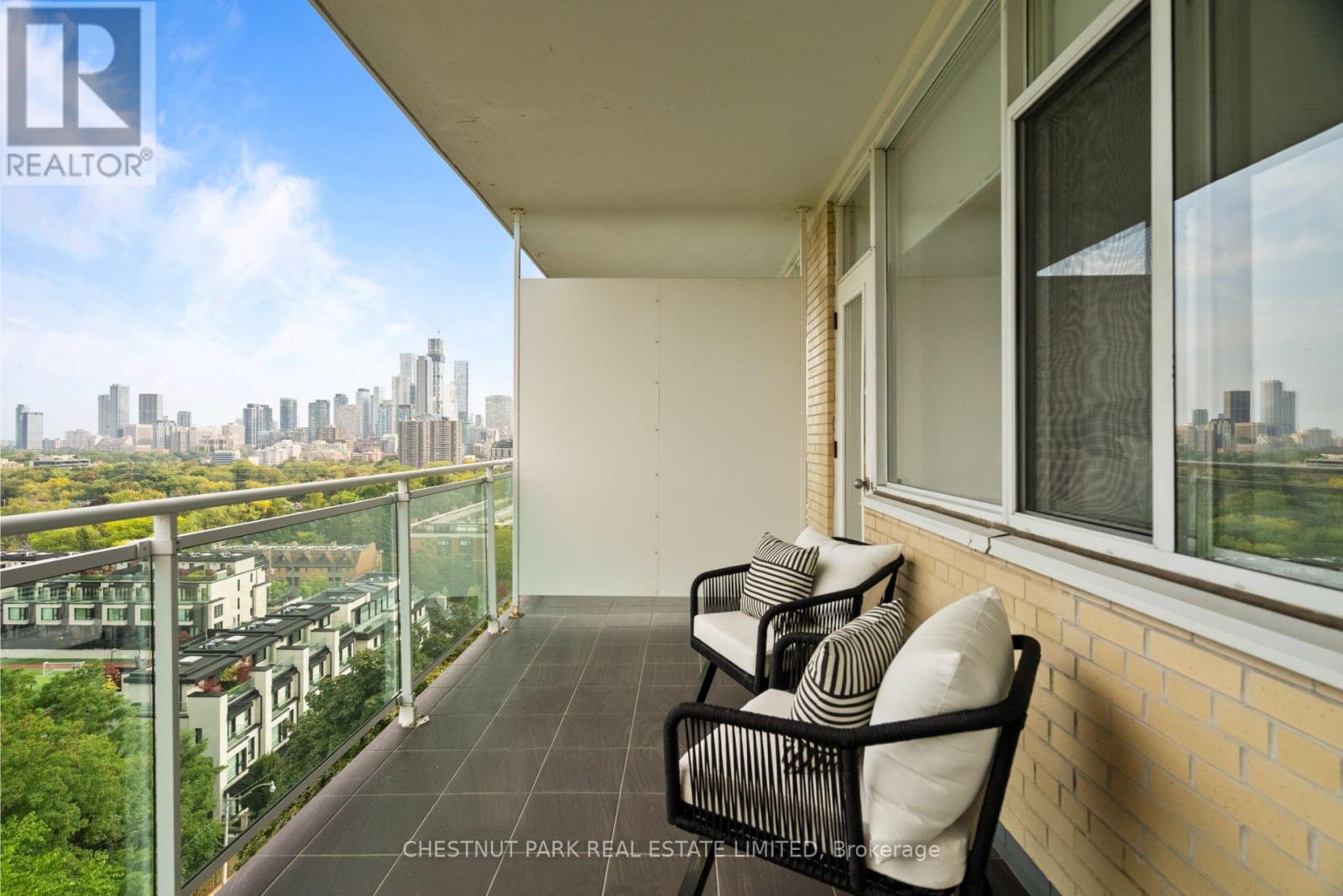 720 - 1 Benvenuto Place, Toronto, Ontario  M4V 2L1 - Photo 25 - C12427402