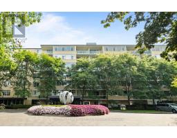 720 - 1 BENVENUTO PLACE, Toronto, Ontario