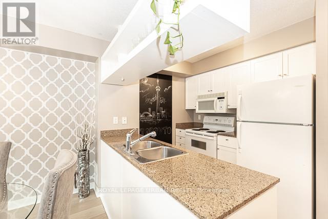 907 - 81 Navy Wharf Court, Toronto, Ontario  M5V 3S2 - Photo 8 - C12427425