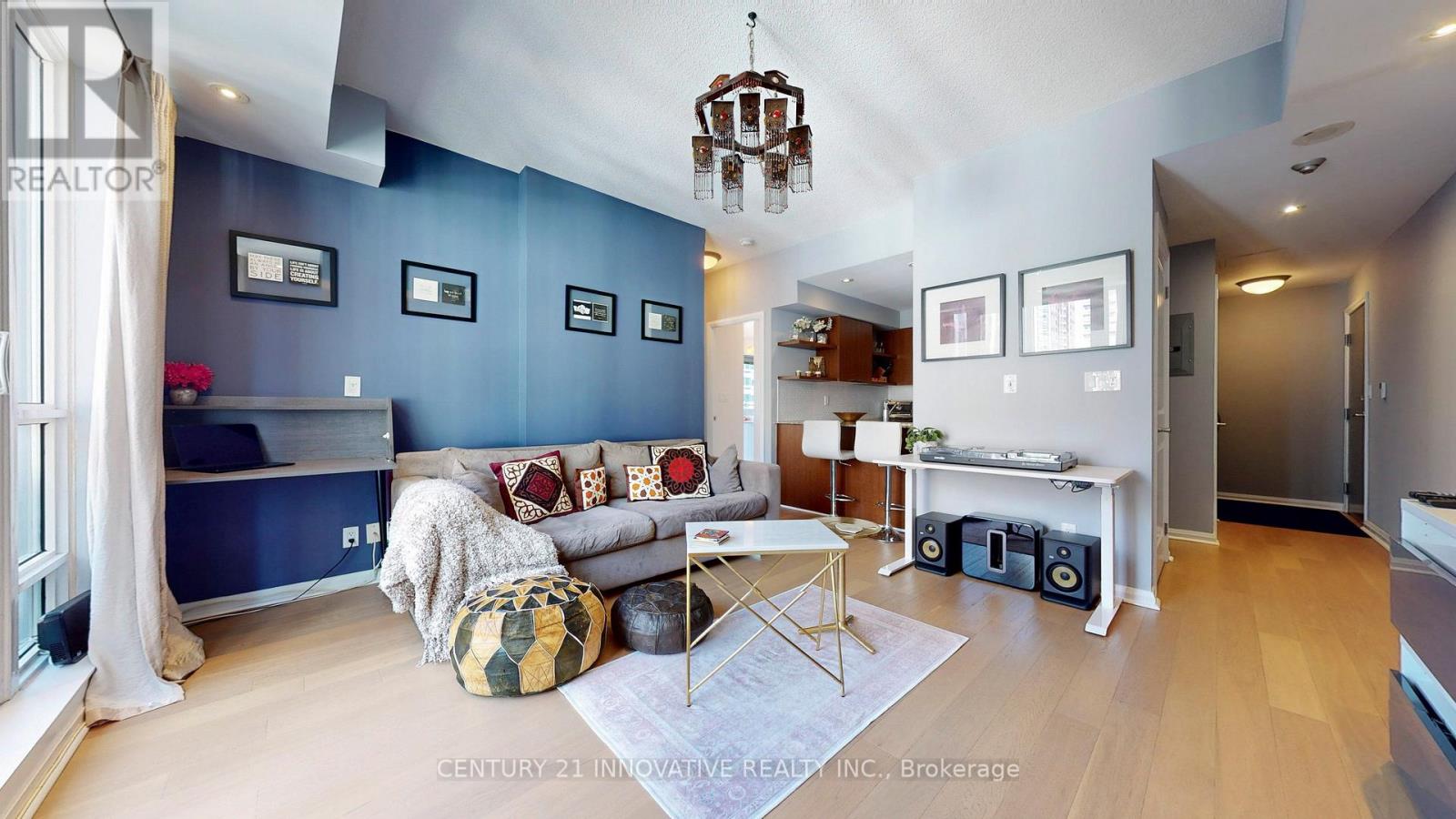 1510 - 35 Hayden Street E, Toronto, Ontario  M4Y 3C3 - Photo 3 - C12427439