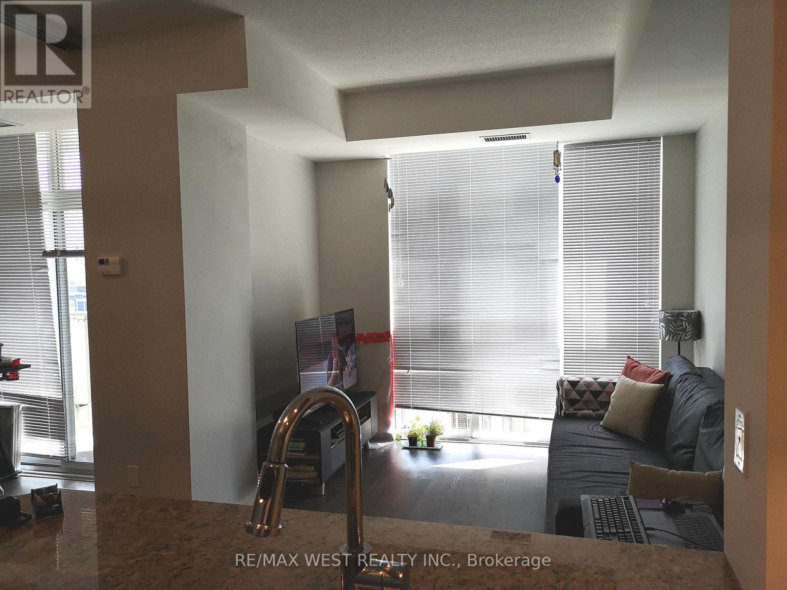 1718 - 75 East Liberty Street, Toronto, Ontario  M6K 3R3 - Photo 9 - C12427456