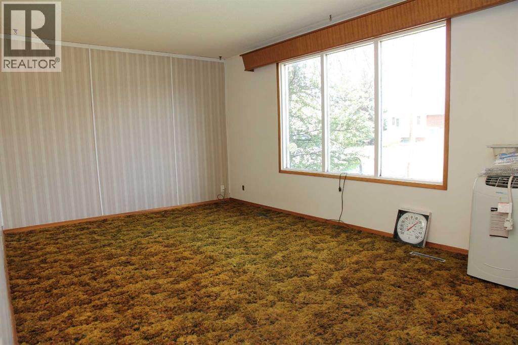 109 5 Avenue W, Maidstone, Saskatchewan  S0M 1M0 - Photo 2 - A2220811