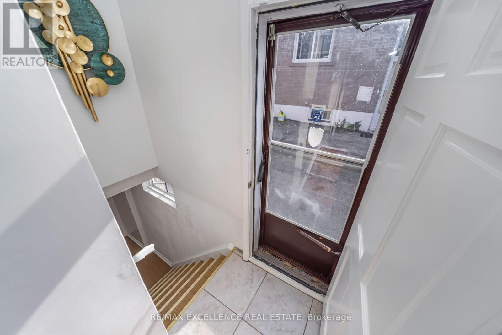 43 Porchester Drive, Toronto, Ontario  M1J 2R4 - Photo 24 - E12427421