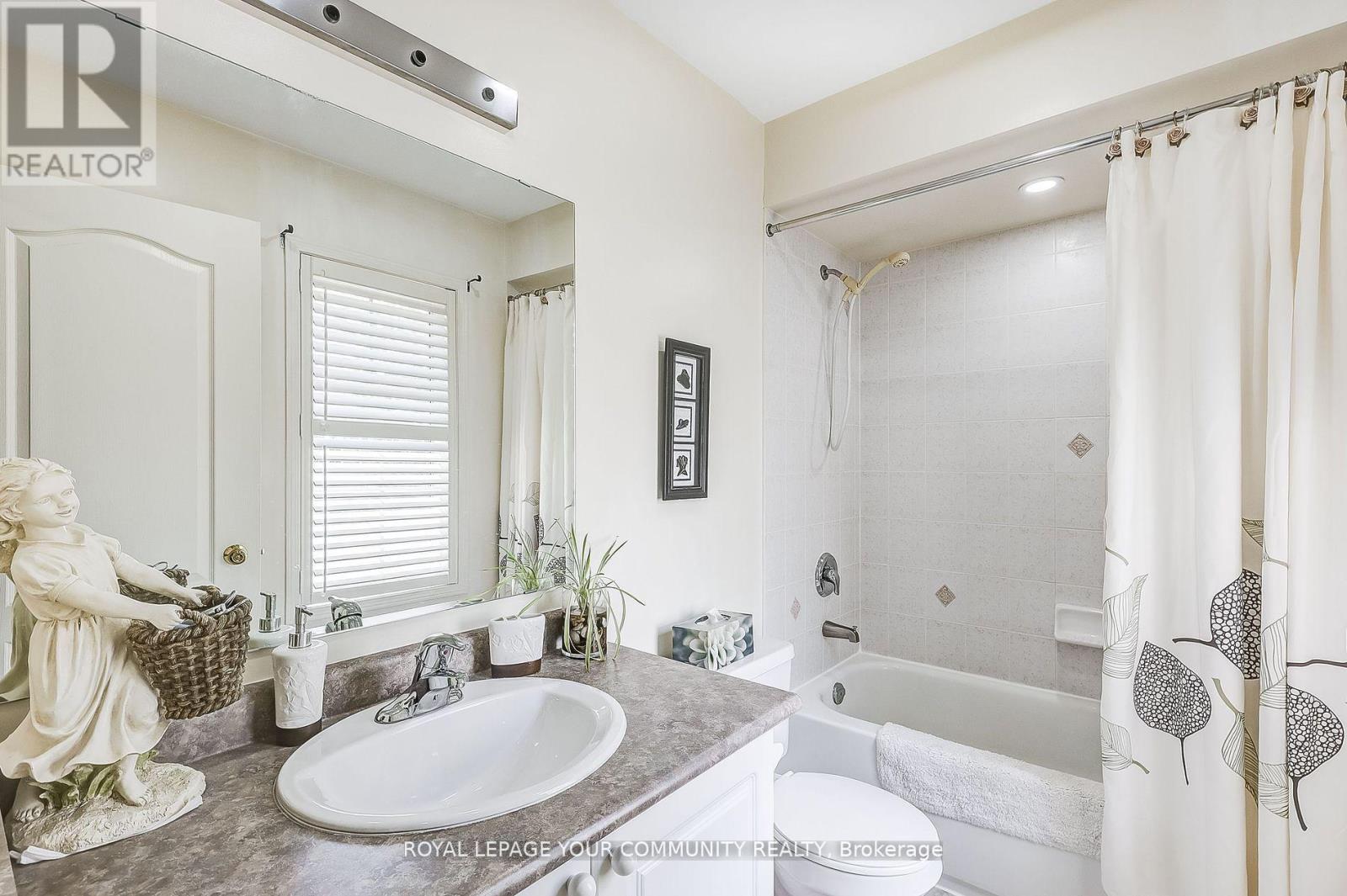 14 Poulton Avenue, Ajax, Ontario  L1T 4W7 - Photo 29 - E12427446