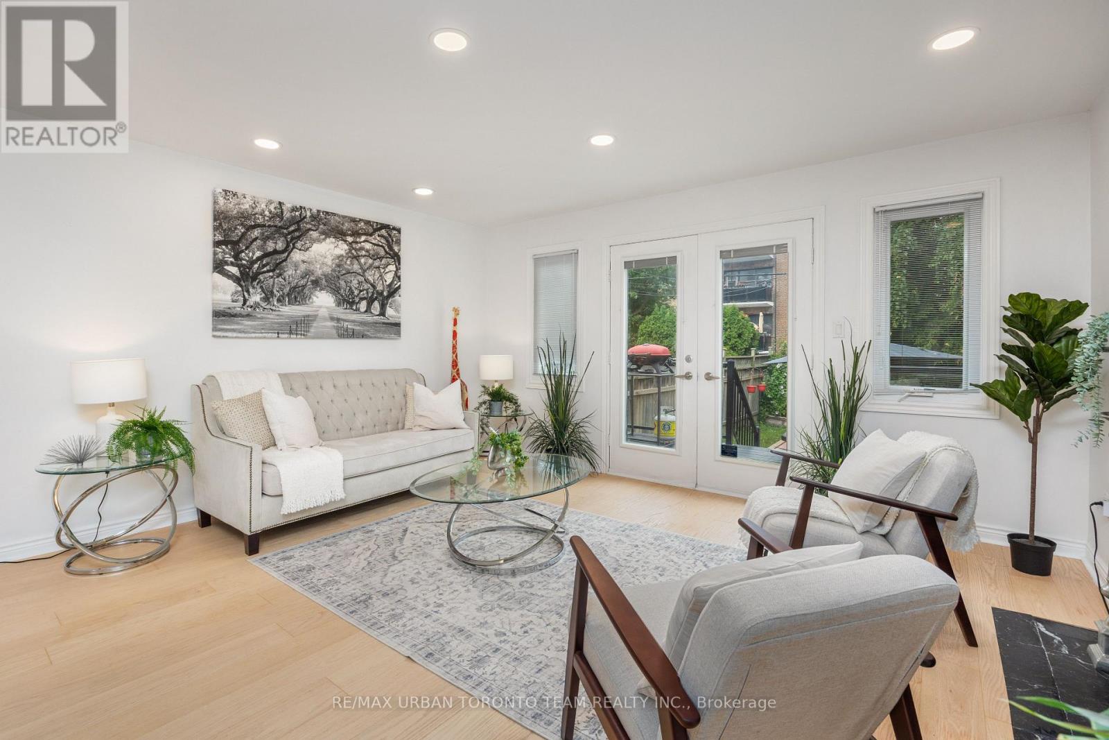 50 Ashland Avenue, Toronto (Woodbine Corridor), Ontario  M4L 1K1 - Photo 11 - E12427448