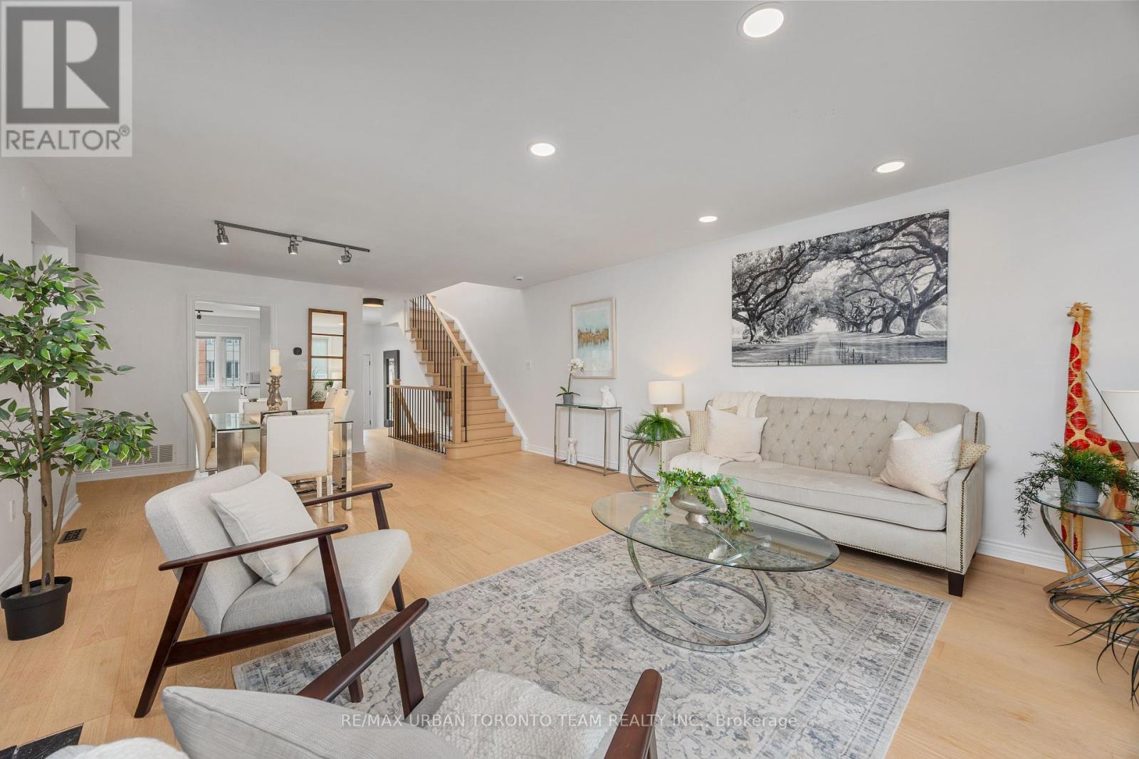 50 Ashland Avenue, Toronto (Woodbine Corridor), Ontario  M4L 1K1 - Photo 14 - E12427448