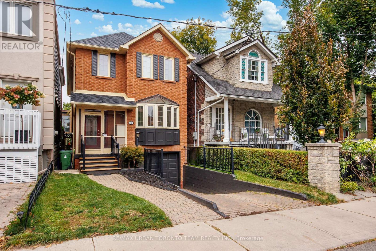 50 Ashland Avenue, Toronto (Woodbine Corridor), Ontario  M4L 1K1 - Photo 2 - E12427448