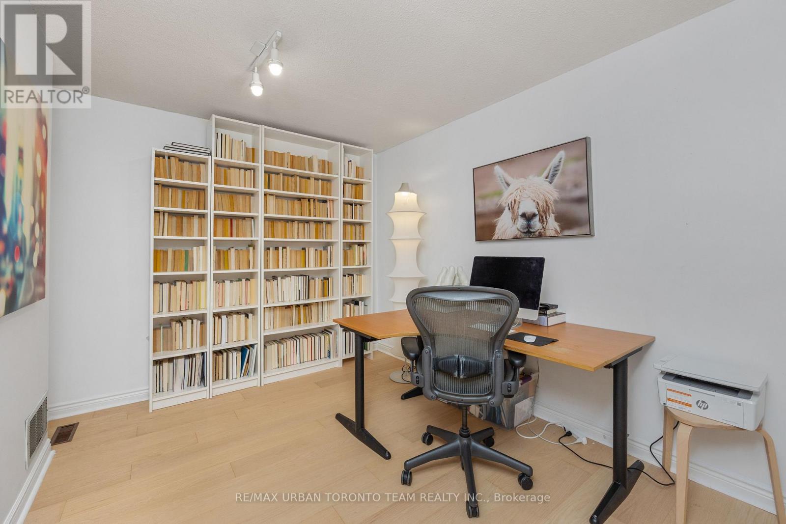 50 Ashland Avenue, Toronto (Woodbine Corridor), Ontario  M4L 1K1 - Photo 24 - E12427448