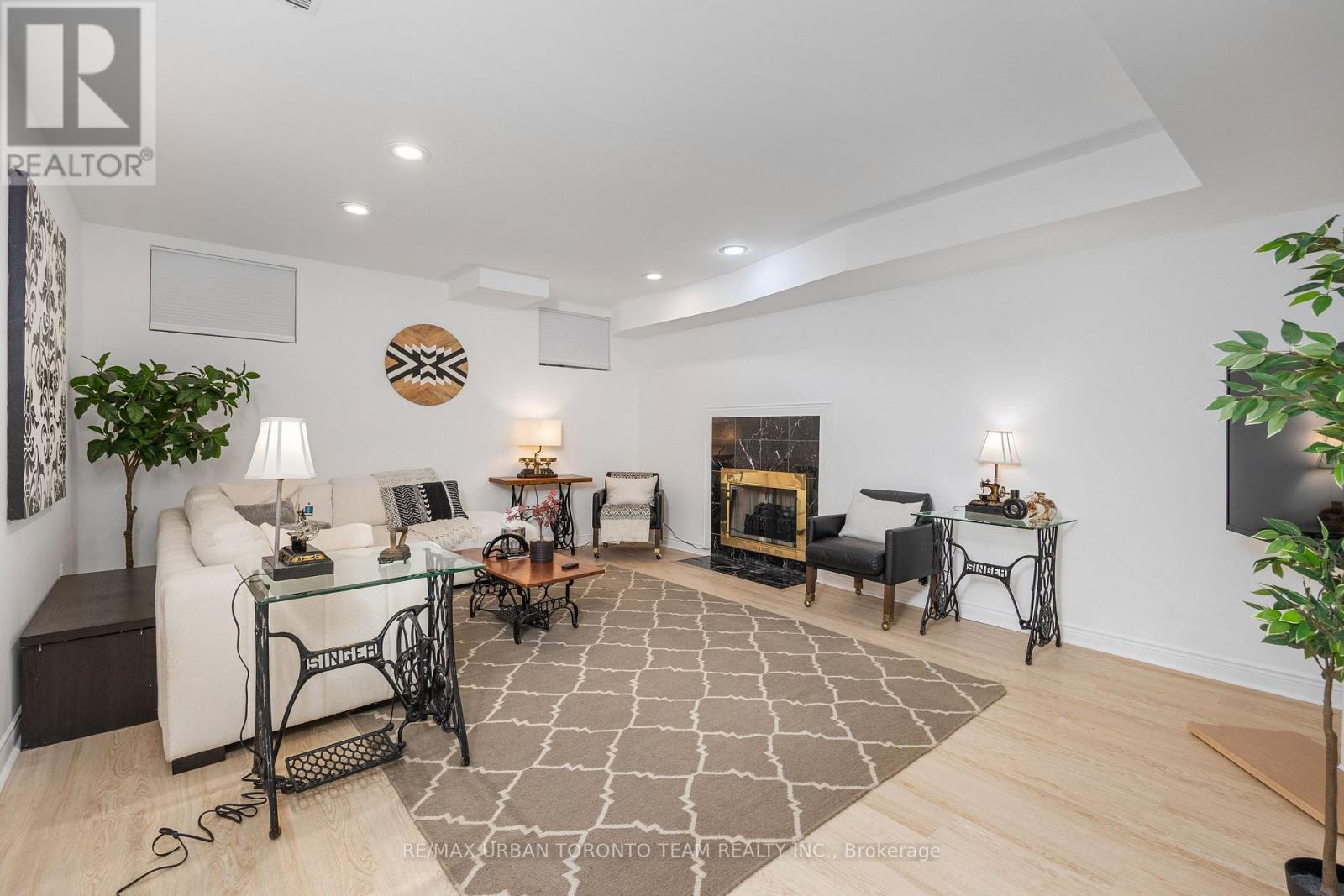 50 Ashland Avenue, Toronto (Woodbine Corridor), Ontario  M4L 1K1 - Photo 29 - E12427448