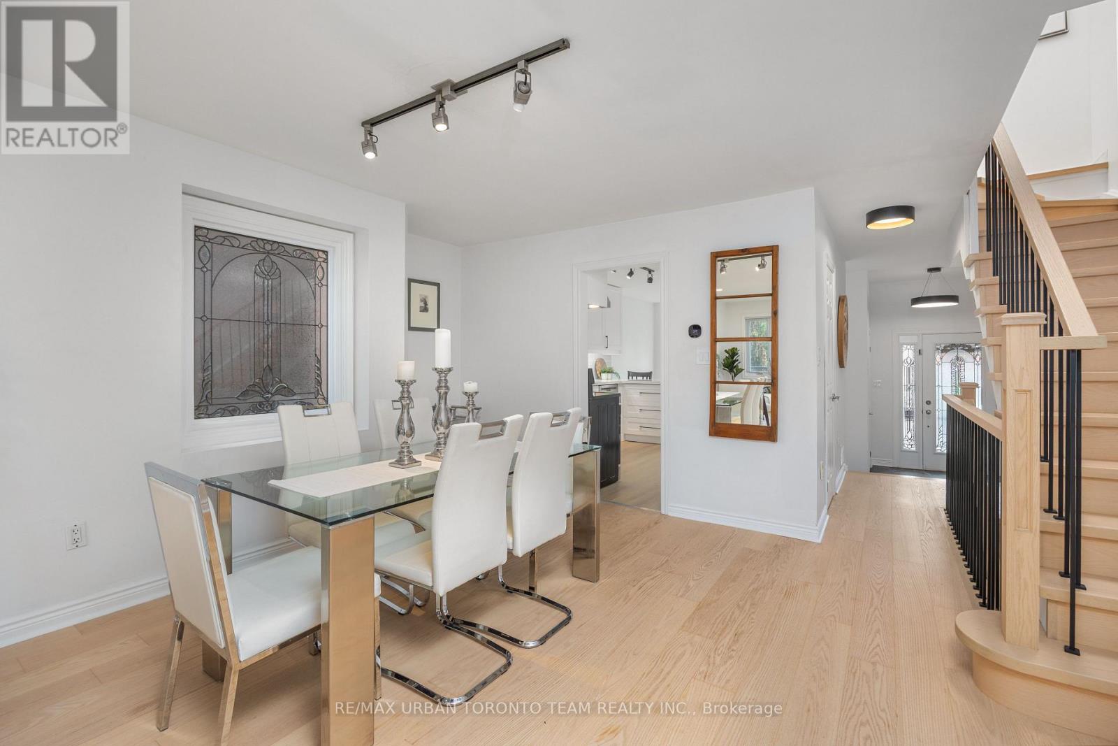 50 Ashland Avenue, Toronto (Woodbine Corridor), Ontario  M4L 1K1 - Photo 8 - E12427448