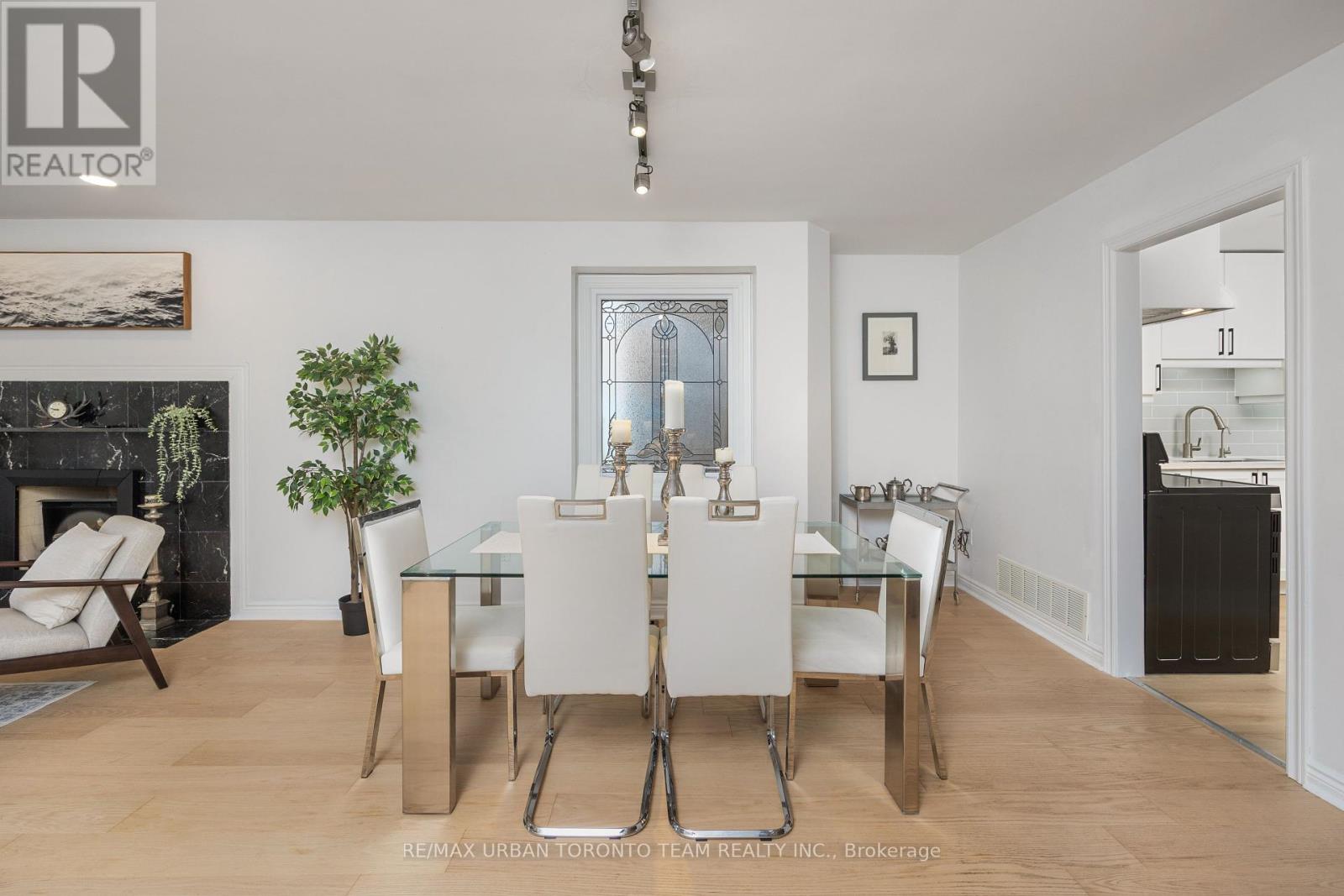 50 Ashland Avenue, Toronto (Woodbine Corridor), Ontario  M4L 1K1 - Photo 9 - E12427448