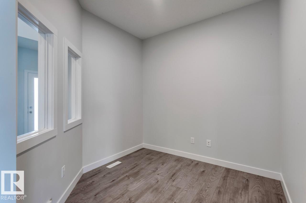 19011 20 Av Nw, Edmonton, Alberta  T6M 2N6 - Photo 8 - E4455148