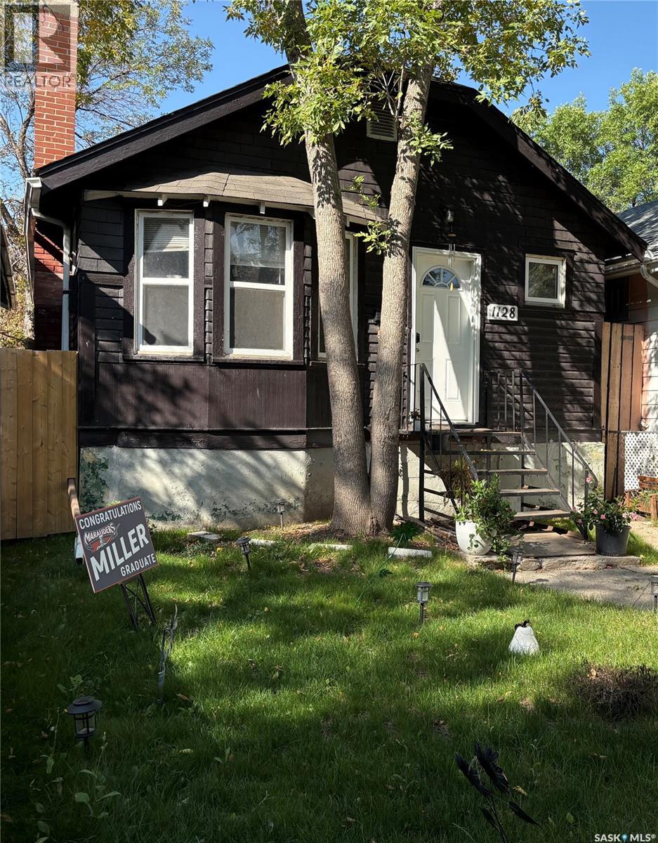 1128 Garnet STREET, Regina, Saskatchewan