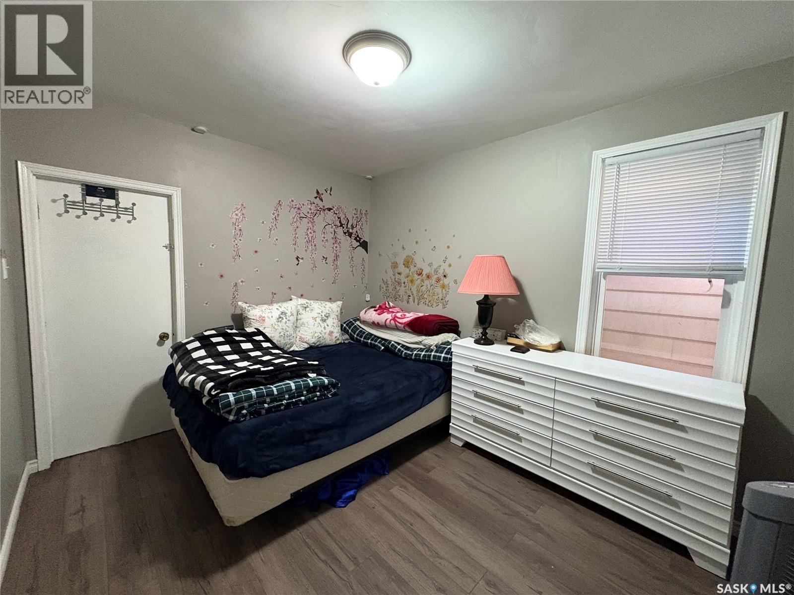 1128 Garnet Street, Regina, Saskatchewan  S4T 2X8 - Photo 3 - SK019393