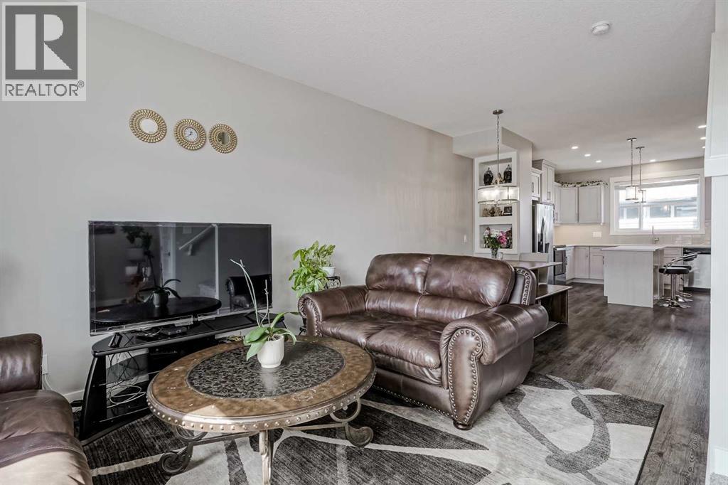 96 Skyview Parade Ne, Calgary, Alberta  T3N 0H1 - Photo 5 - A2260096