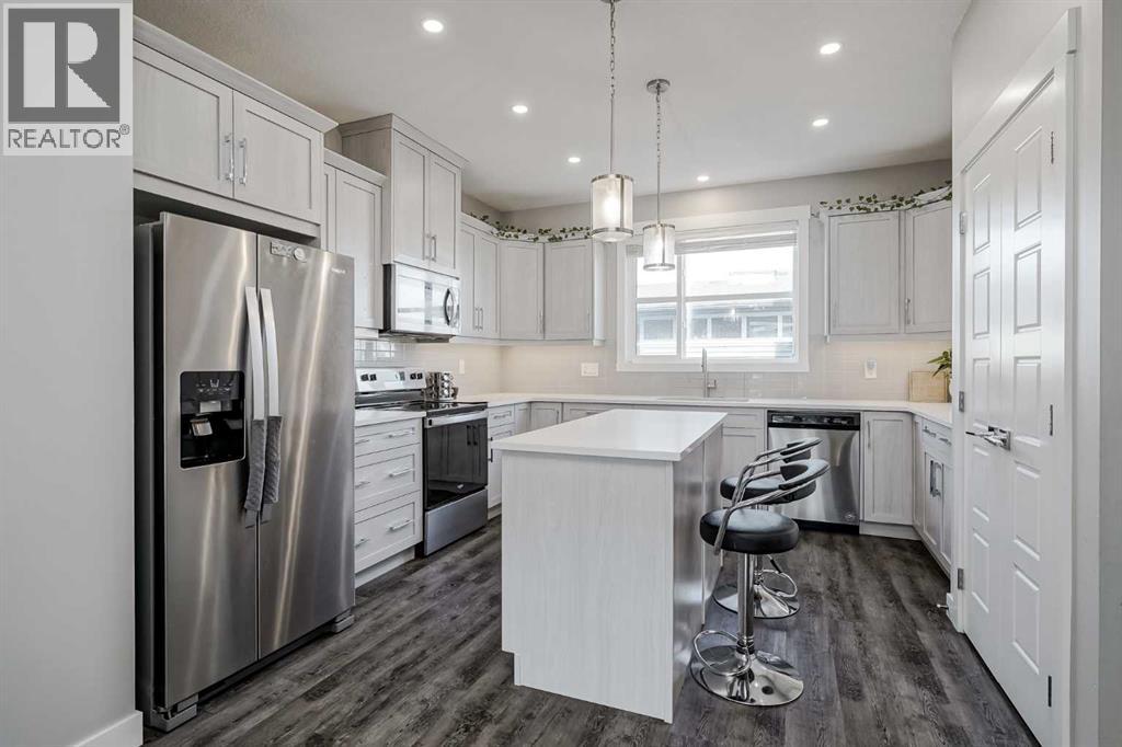 96 Skyview Parade Ne, Calgary, Alberta  T3N 0H1 - Photo 7 - A2260096