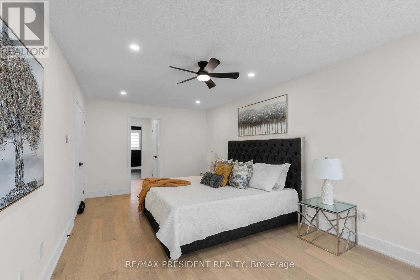4430 Hearthside Drive, Mississauga, Ontario  L5R 1R3 - Photo 23 - W12427047