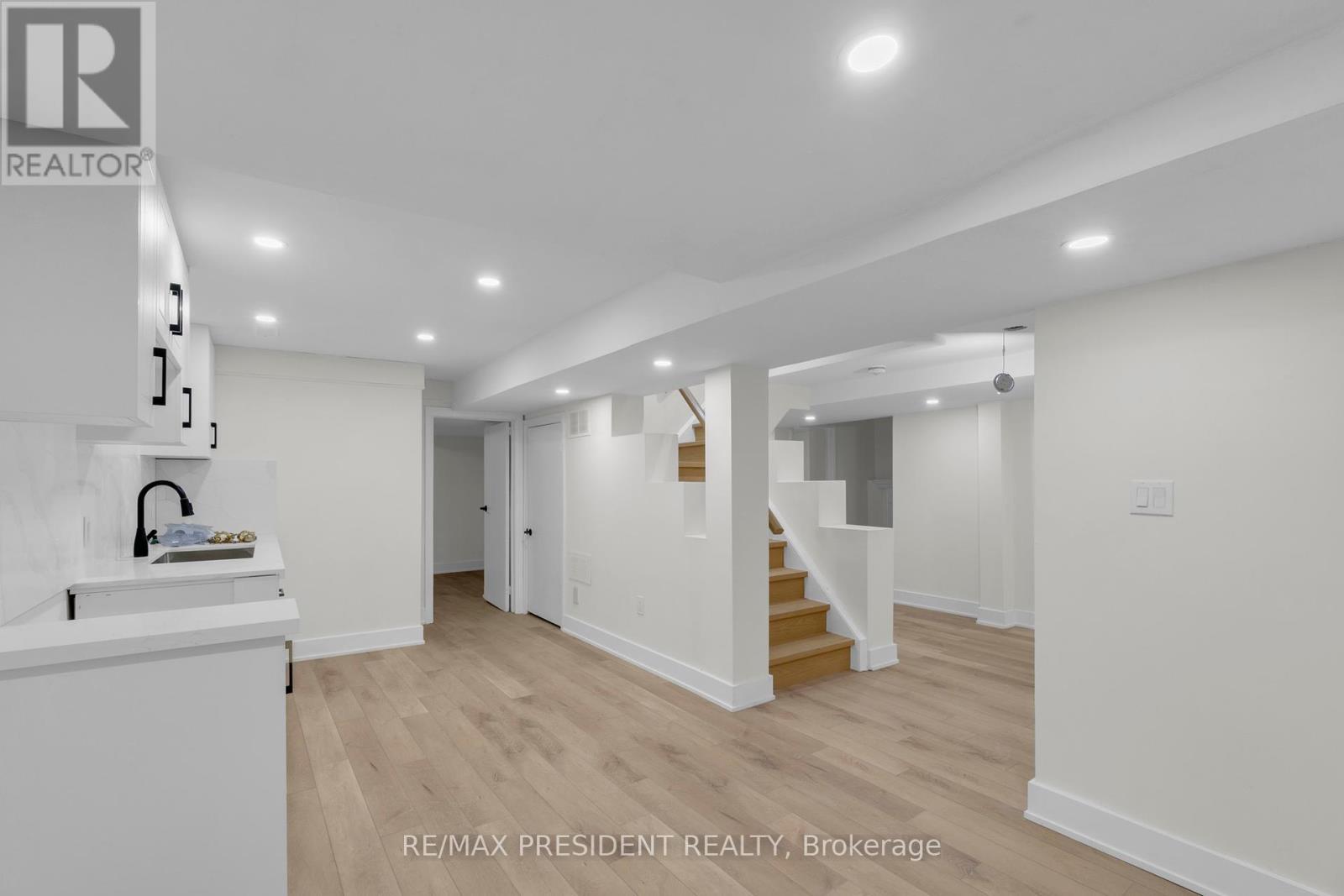 4430 Hearthside Drive, Mississauga, Ontario  L5R 1R3 - Photo 35 - W12427047