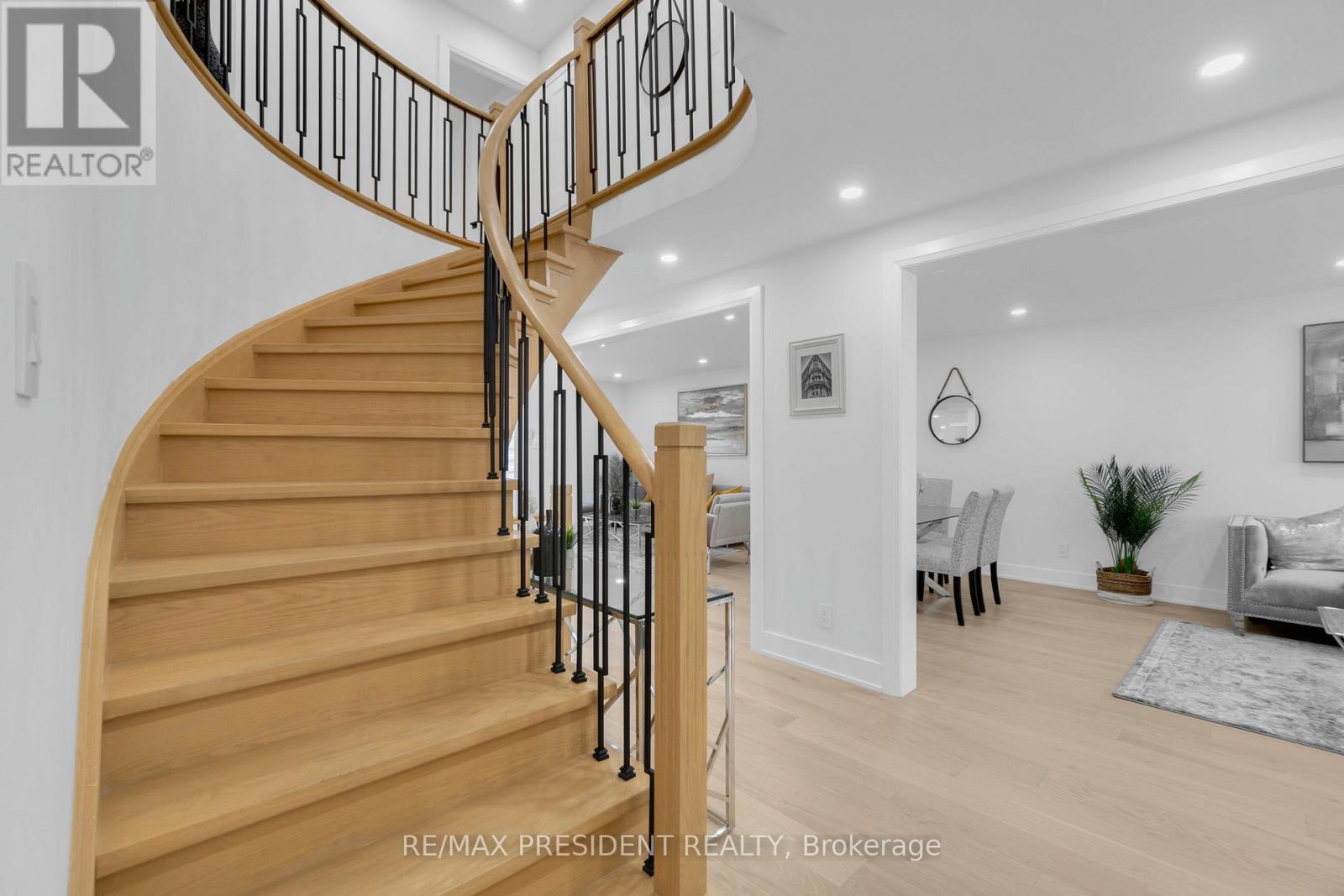 4430 Hearthside Drive, Mississauga, Ontario  L5R 1R3 - Photo 20 - W12427047