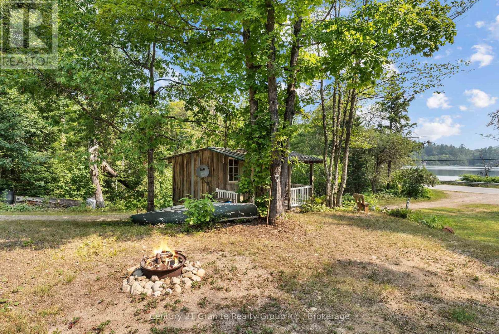 2275 Kennisis Lake Road, Dysart Et Al, Ontario  K0M 1S0 - Photo 26 - X12357507