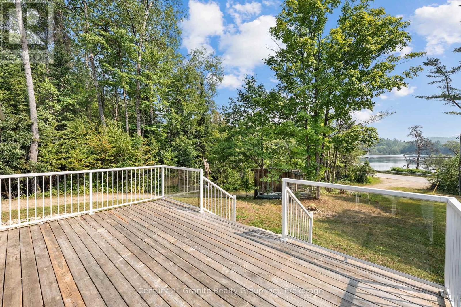 2275 Kennisis Lake Road, Dysart Et Al, Ontario  K0M 1S0 - Photo 28 - X12357507