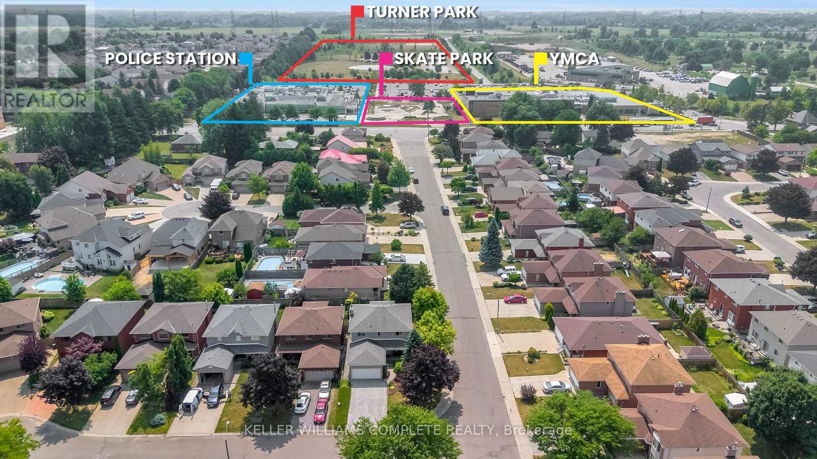 2 Robespierre Court, Hamilton, Ontario  L9B 2G6 - Photo 49 - X12403567