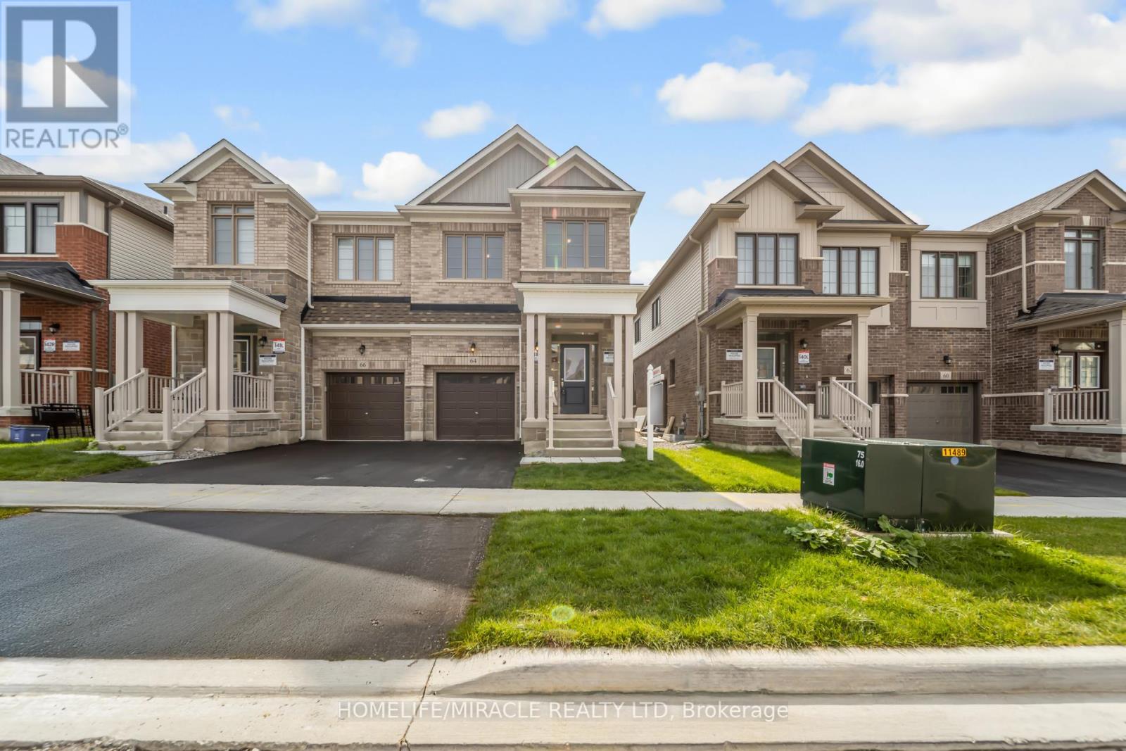 64 Phoenix Boulevard, Barrie, Ontario  L9J 0P7 - Photo 1 - S12427378