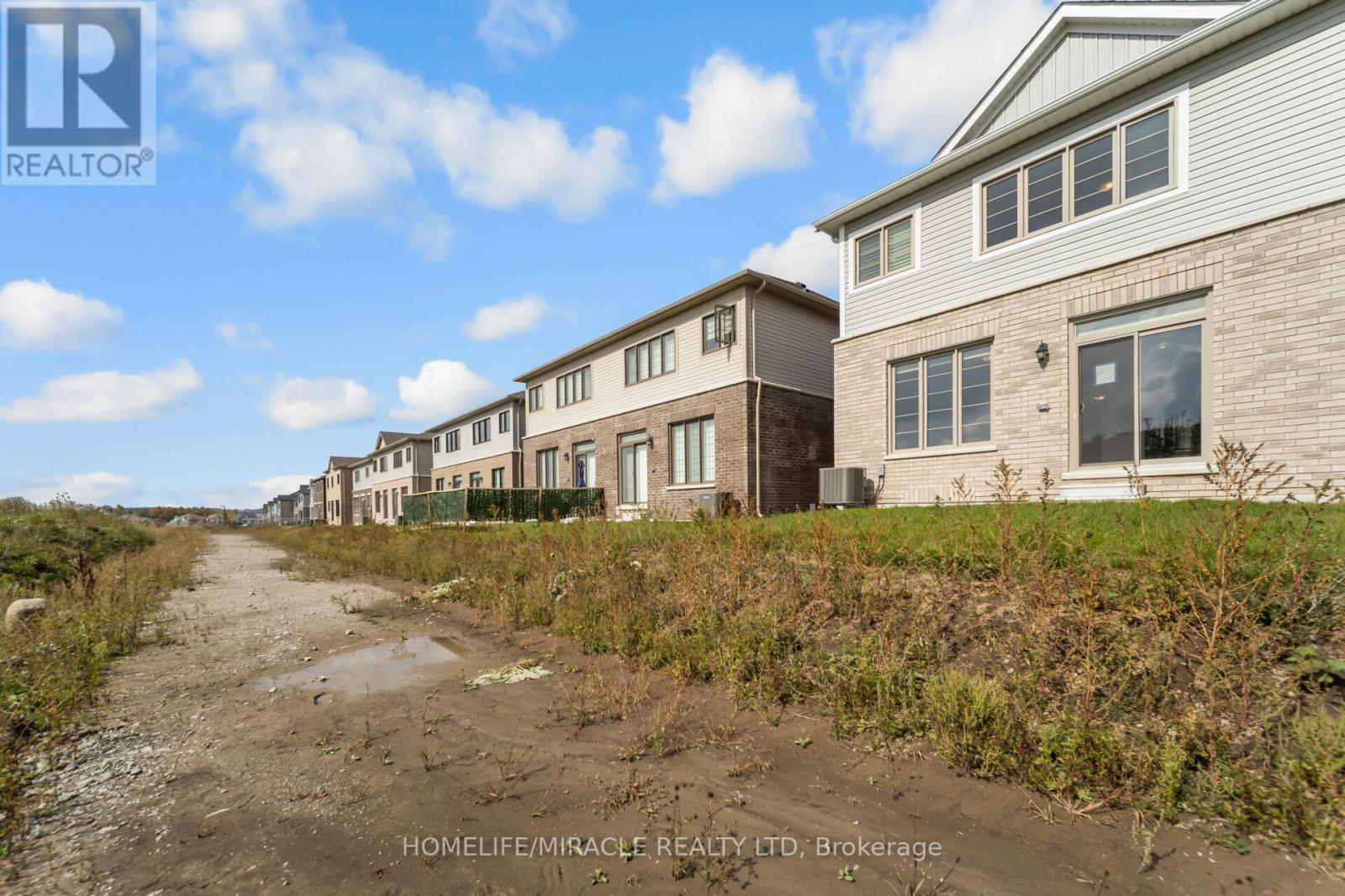 64 Phoenix Boulevard, Barrie, Ontario  L9J 0P7 - Photo 45 - S12427378