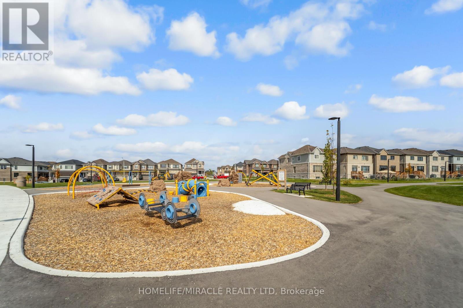 64 Phoenix Boulevard, Barrie, Ontario  L9J 0P7 - Photo 47 - S12427378