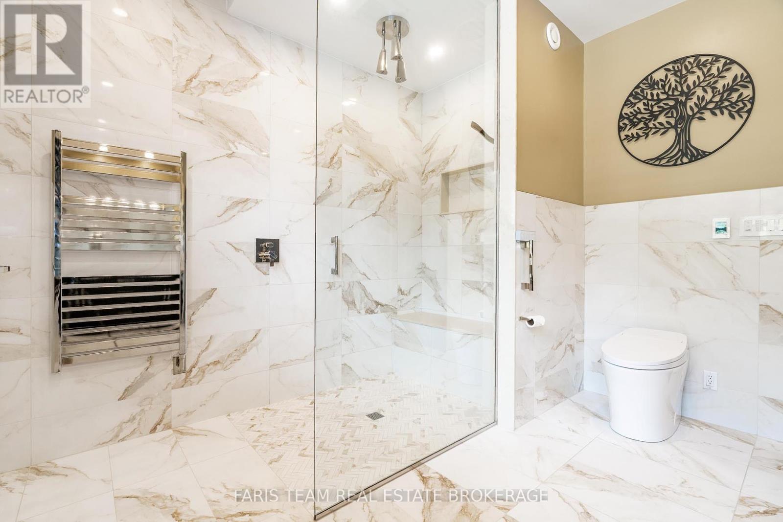 1609 Wedgewood Drive, Wasaga Beach, Ontario  L9Z 1R8 - Photo 19 - S12427385