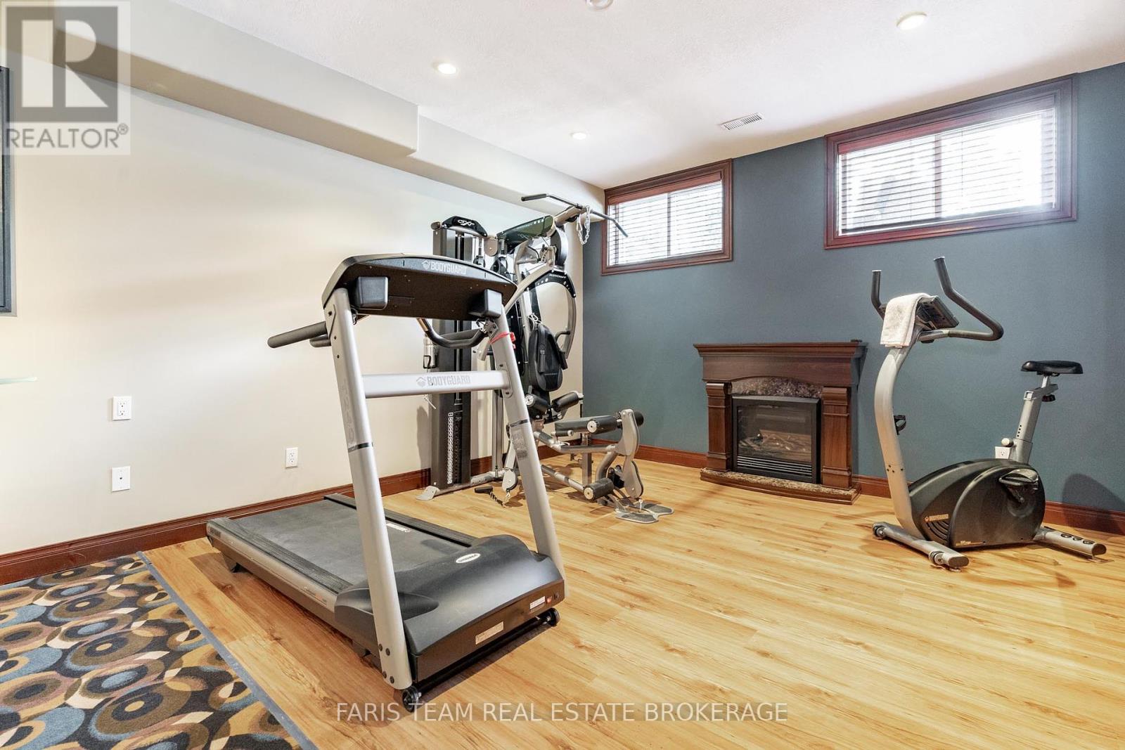 1609 Wedgewood Drive, Wasaga Beach, Ontario  L9Z 1R8 - Photo 27 - S12427385