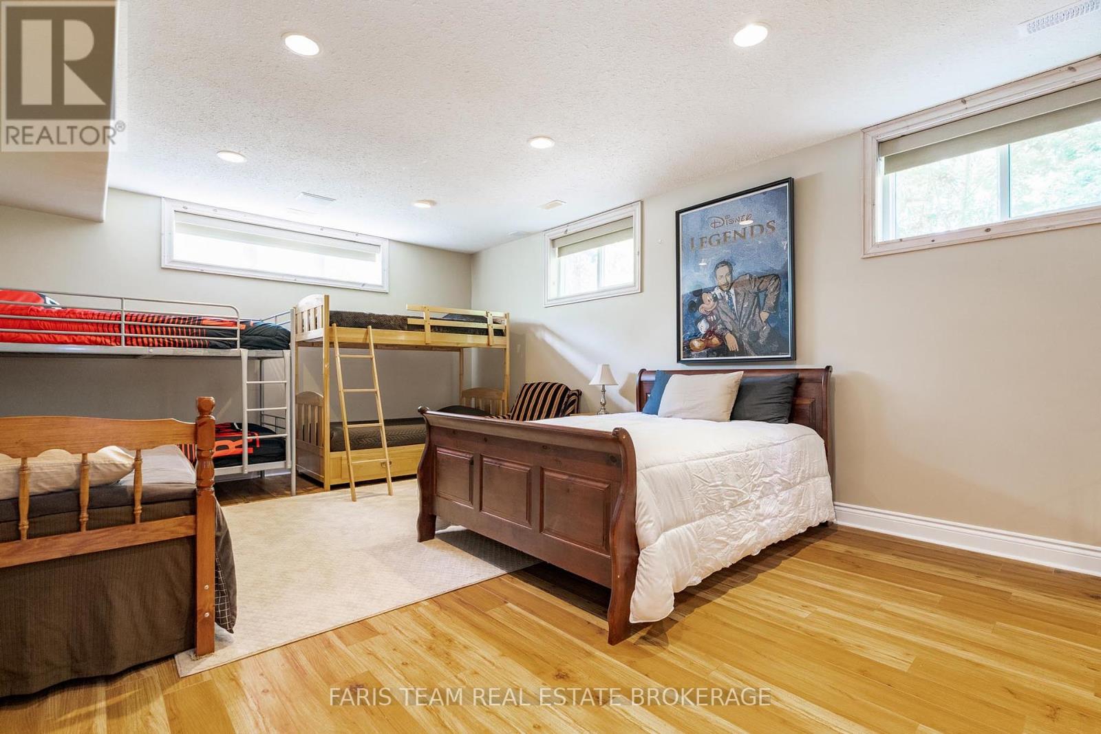 1609 Wedgewood Drive, Wasaga Beach, Ontario  L9Z 1R8 - Photo 30 - S12427385