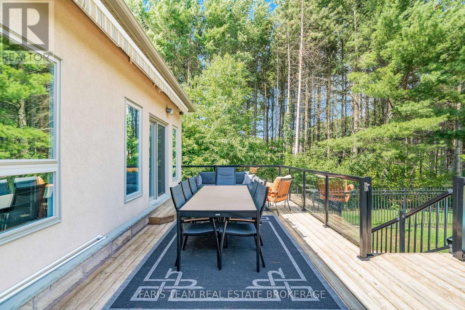 1609 Wedgewood Drive, Wasaga Beach, Ontario  L9Z 1R8 - Photo 33 - S12427385