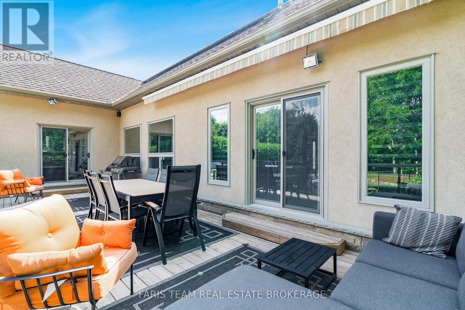 1609 Wedgewood Drive, Wasaga Beach, Ontario  L9Z 1R8 - Photo 34 - S12427385