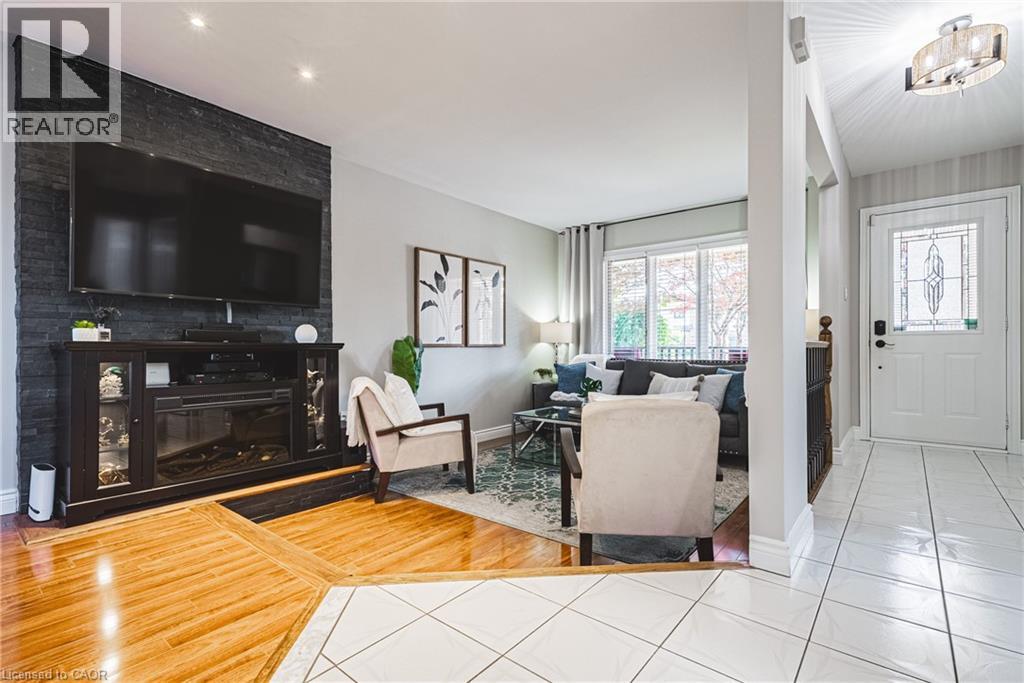 176 Highland Road W, Hamilton, Ontario  L8J 2S6 - Photo 5 - 40773786