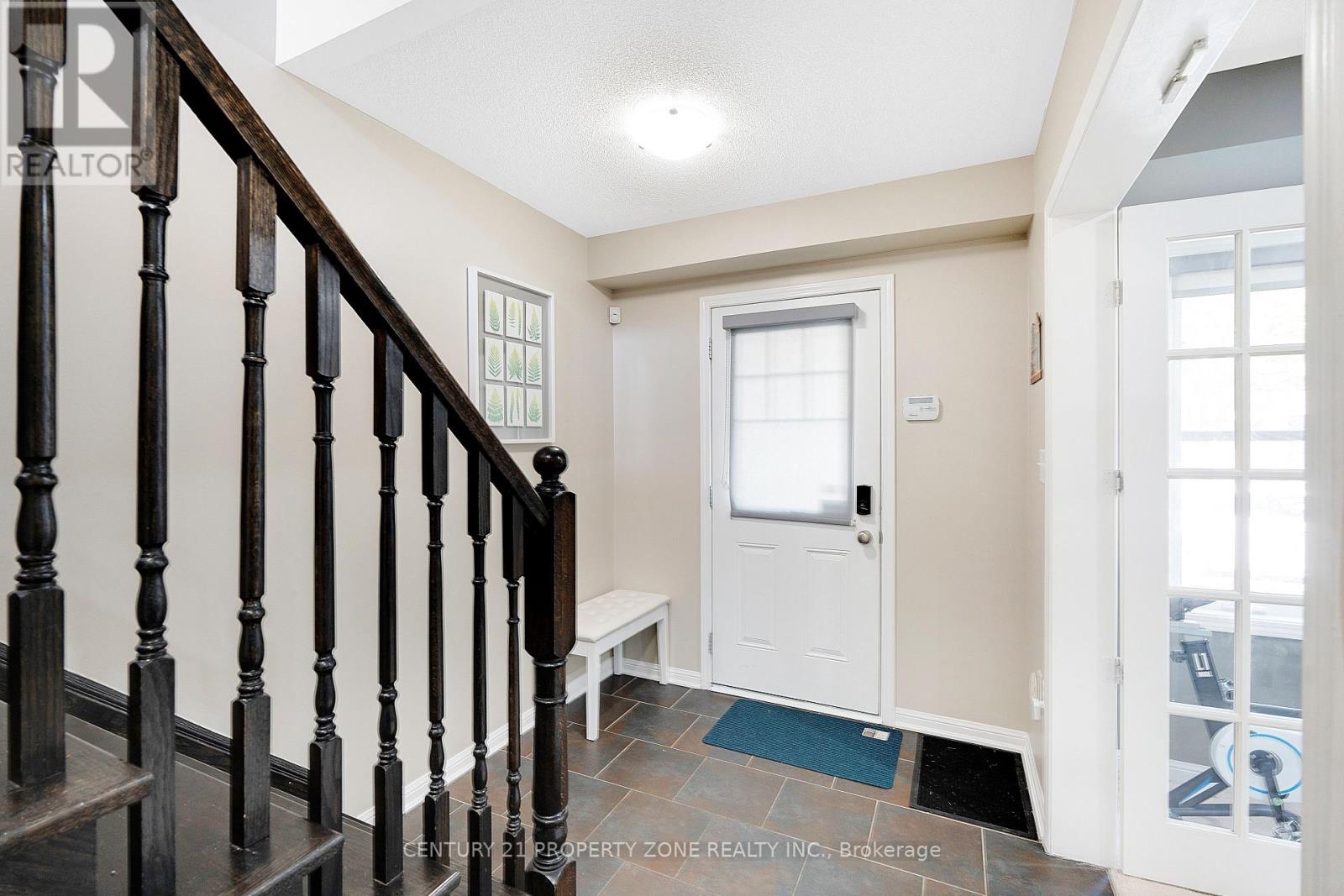 13 Portsdown Road, Brampton, Ontario  L7A 0P8 - Photo 5 - W12427413