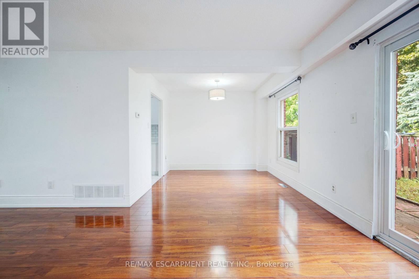31 - 3430 Brandon Gate Drive, Mississauga, Ontario  L4T 3T4 - Photo 15 - W12427418