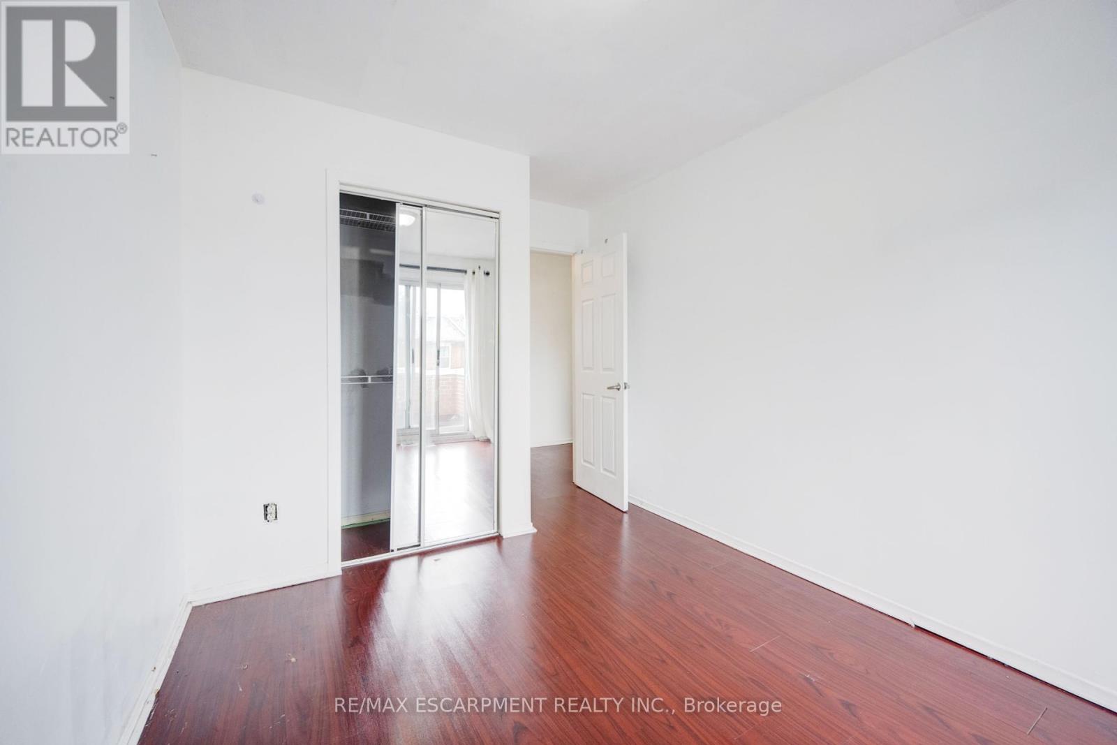 31 - 3430 Brandon Gate Drive, Mississauga, Ontario  L4T 3T4 - Photo 35 - W12427418