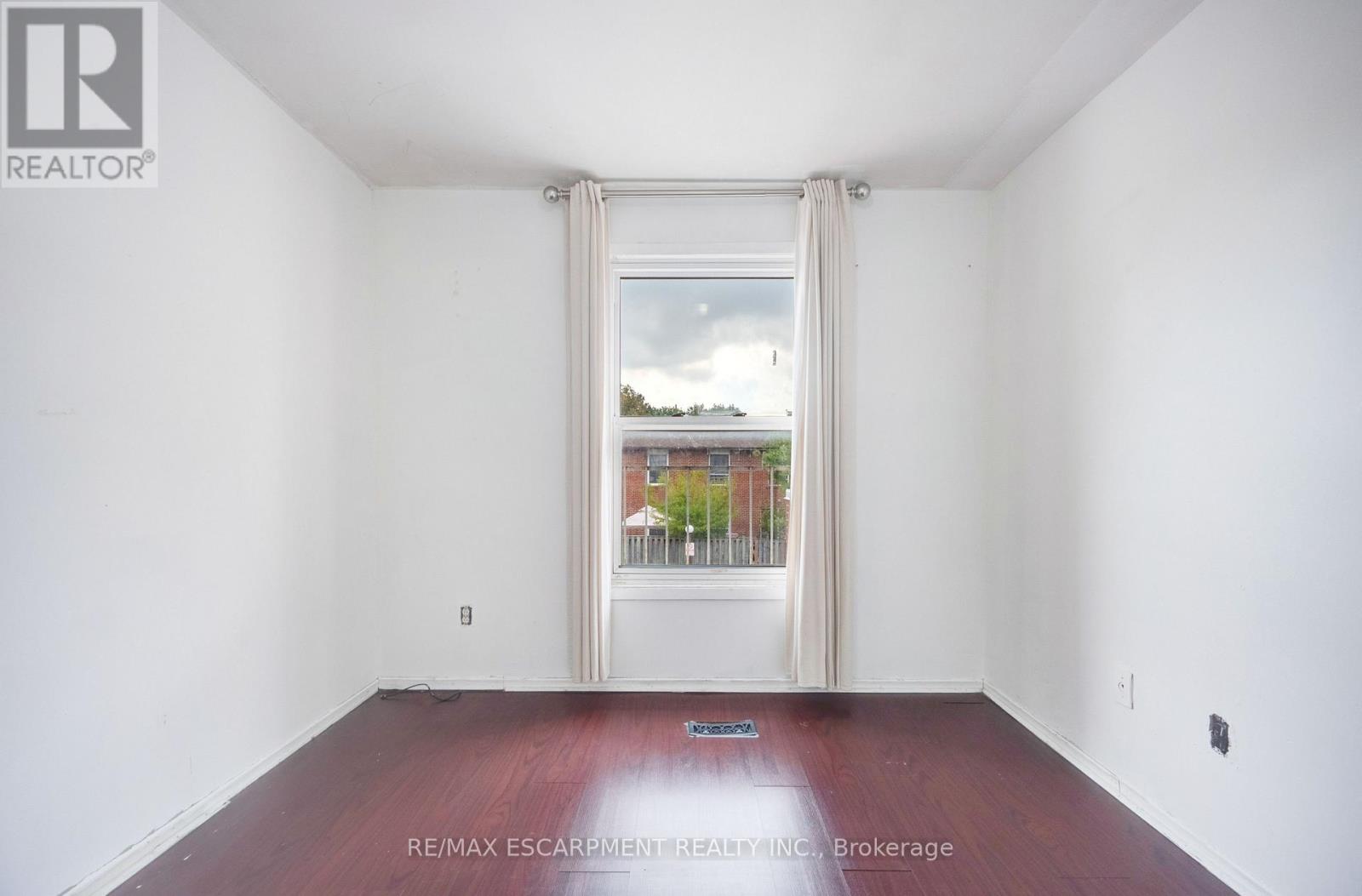 31 - 3430 Brandon Gate Drive, Mississauga, Ontario  L4T 3T4 - Photo 41 - W12427418