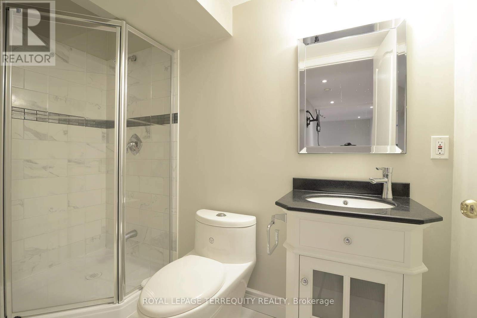 56 - 1489 Heritage Way, Oakville, Ontario  L6M 4M7 - Photo 22 - W12427423