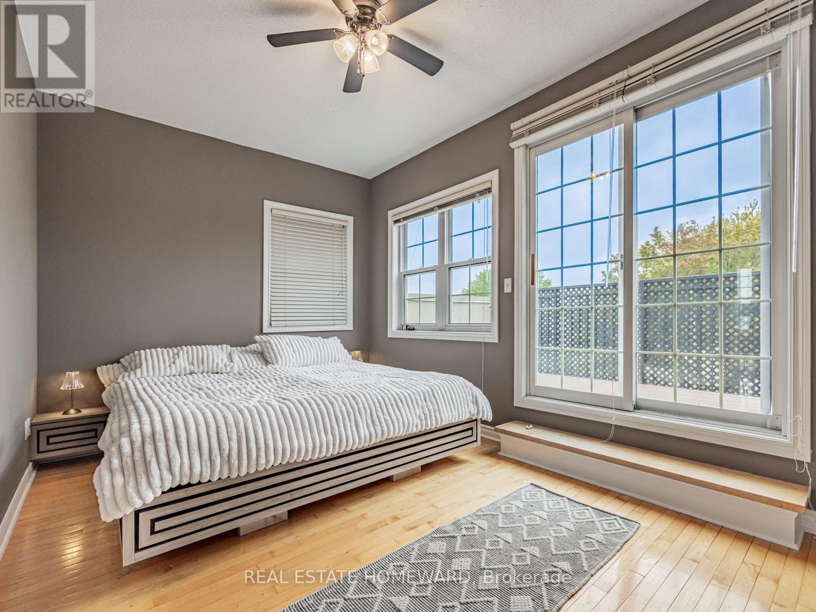 964a The Queensway, Toronto, Ontario  M8Z 1P5 - Photo 19 - W12427430