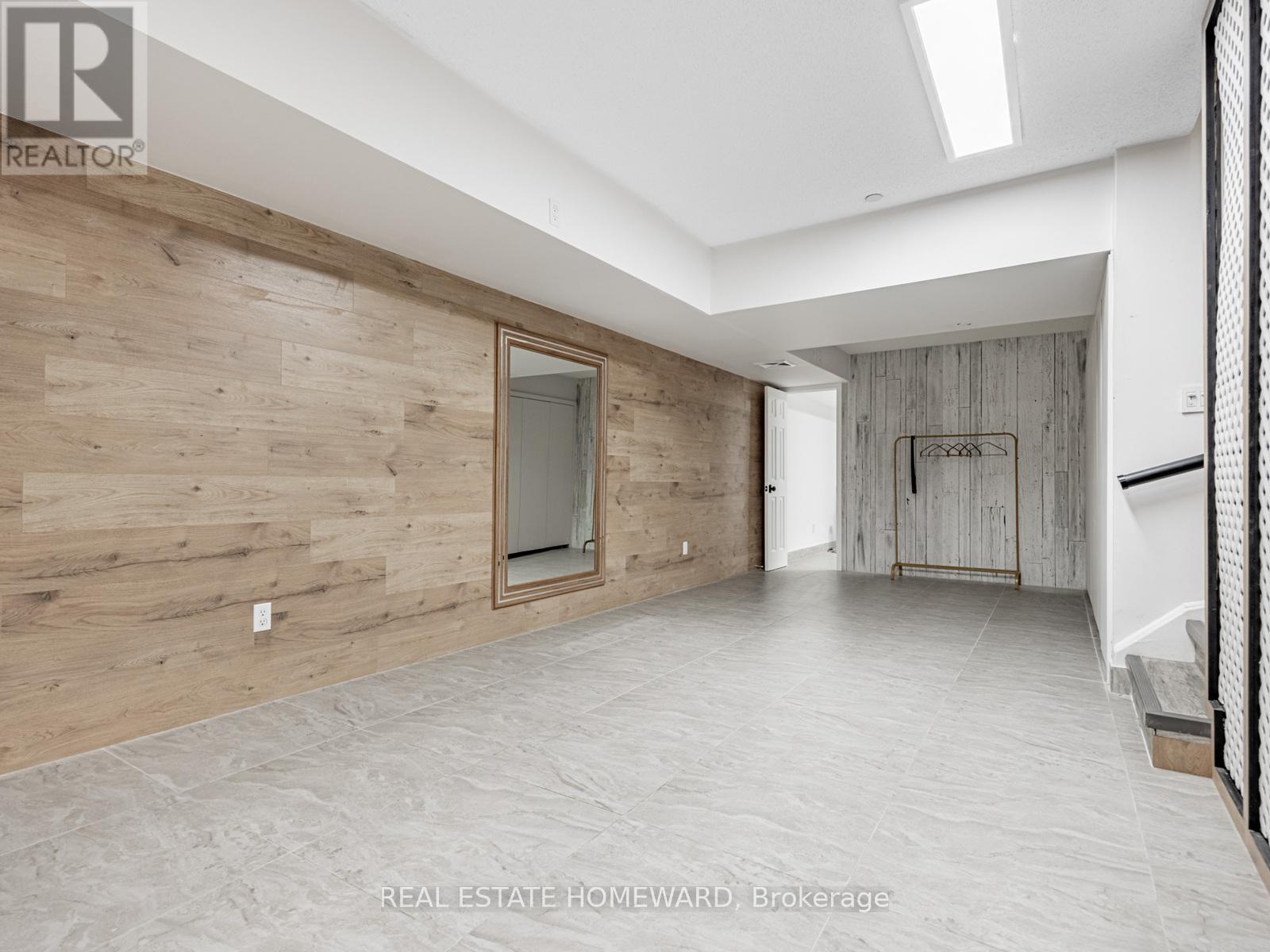 964a The Queensway, Toronto, Ontario  M8Z 1P5 - Photo 30 - W12427430