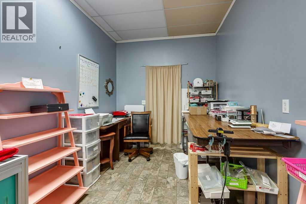 5036 50 Street, Innisfail, Alberta  T4G 1S7 - Photo 27 - A2253333