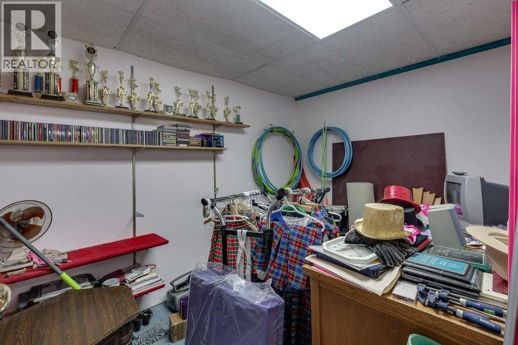 5036 50 Street, Innisfail, Alberta  T4G 1S7 - Photo 42 - A2253333